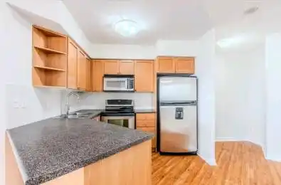 3888 Duke Of York Boulevard Unit# 2820 Mississauga Ontario L5B 4P5