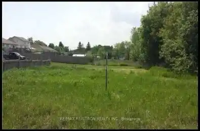 P11 St. George Street Kawartha Lakes Ontario K9V 1H9