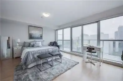 60 Town Centre Court Unit# 811 Toronto E09 Ontario M1P 0B1