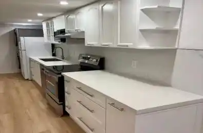 2513 Benedet Drive Mississauga Ontario L5J 4H5