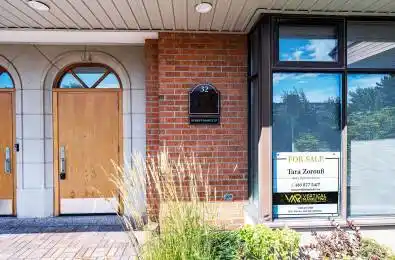 35 West Pearce Street Unit# 32 Richmond Hill Ontario L4B 1E3