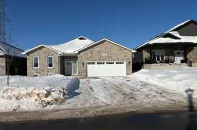 812 Windermere Drive Kingston Ontario K7P 0N5