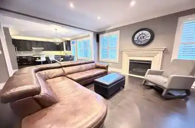 117 Novan Crescent Aurora Ontario L4G 0X7