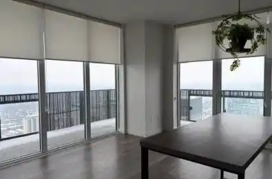 8 Eglinton Avenue Unit# 5208 Toronto C10 Ontario M4P 0C1