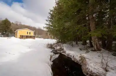 2315 Aspdin Road Huntsville Ontario P0B 1M0