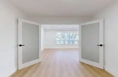 427 Lawrence Avenue Unit# 2 Toronto C04 Ontario M5M 1C3