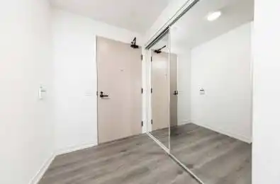 28 Interchange Way Unit# 3910 Vaughan Ontario L4K 5Z7