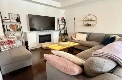 42 Bert Tait Lane Whitchurch-Stouffville Ontario L4A 1Y3