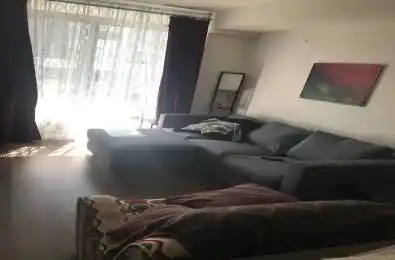 27 BATHURST Street Unit# 1714W Toronto C01 Ontario M5V 2P1