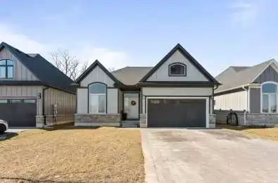 15 Compass Trail Central Elgin Ontario N5L 0B8