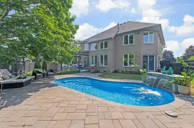 199 Samac Court Oshawa Ontario L1G 7V9