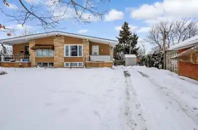 5 Carrington Court Hamilton Ontario L9A 4N5