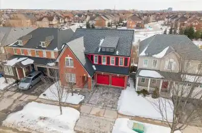 35 Haskell Avenue Ajax Ontario L1T 4Y8