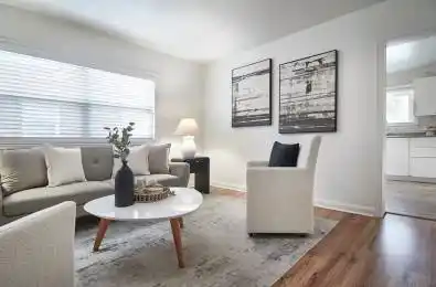 124 Agnes Street Unit# Main Oshawa Ontario L1G 1V4