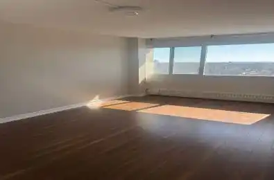 715 Don Mills Road Unit# 2106 Toronto C11 Ontario M3C 1S5