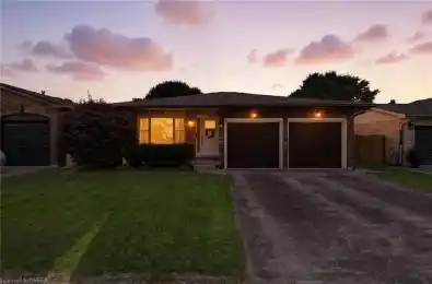 8 Allensgate Drive Brantford Ontario N3V 1C7