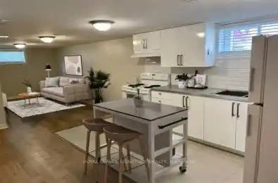 1528 Pharmacy Avenue Unit# Bsmt Toronto E04 Ontario M1R 2K2