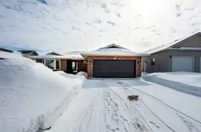 550 MAPLE Avenue North Perth Ontario N4W 3G5