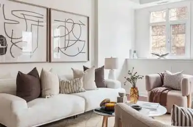 500 Richmond Street Unit# 328 Toronto C01 Ontario M5V 3N4