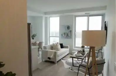 286 Main Street Unit# 715 Toronto E02 Ontario M4C 0B3