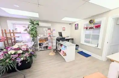 15 Main Street Newmarket Ontario L3Y 3Y1