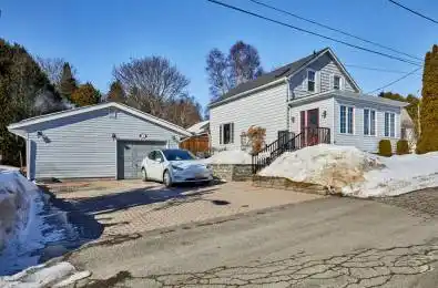 8 Chestnut Hill Port Hope Ontario L1A 2B2