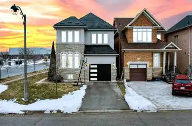 2561 Grand Oak Trail Oakville Ontario L6M 0R4