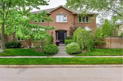 500 BLENHEIM Crescent Oakville Ontario L6J 6P7