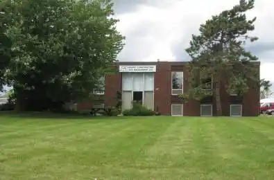 141 Bentley Avenue Unit# Bay L Country Place - Pineglen - Crestview an