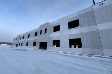 420 Addison Hall Circle Unit# 9 Aurora Ontario L4G 3X8