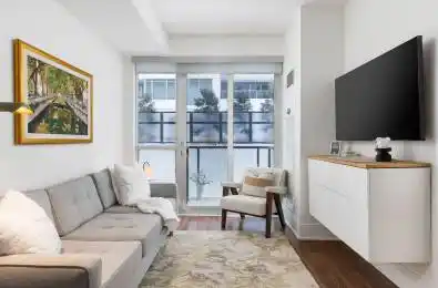 560 Front Street Unit# 303 Toronto C01 Ontario M5V 1C1