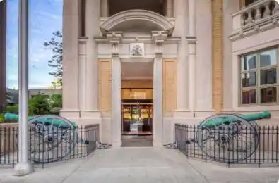 426 University Avenue Unit# 2703 Toronto C01 Ontario M5G 1S9