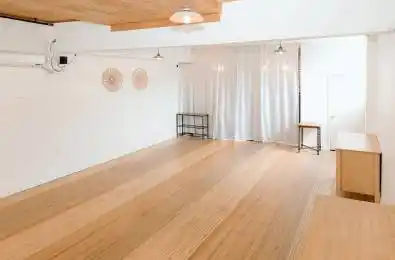 208A Main Street Newmarket Ontario L3Y 3Z3