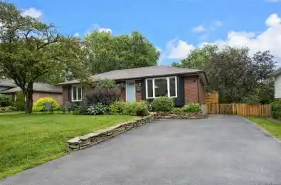 306 Lindan Avenue Selwyn Ontario K9L 1K6