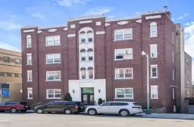 448 Spadina Road Unit# 203 Toronto C03 Ontario M5P 2W4