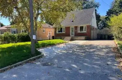 16 Robertsfield Crescent Toronto E04 Ontario M1R 2X2