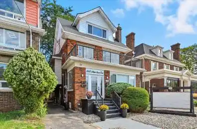 1047 Main Street Hamilton Ontario L8M 1N5