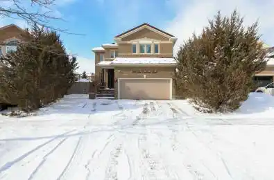 122 Red Cardinal Trail Richmond Hill Ontario L4E 4B7