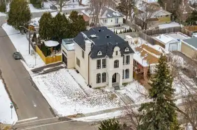 52 Child Drive Aurora Ontario L4G 1Y5