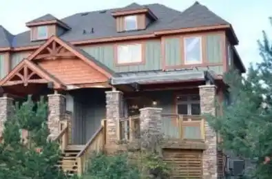 214 Blueski George Crescent Unit# 53 Blue Mountains Ontario L9Y 0V5