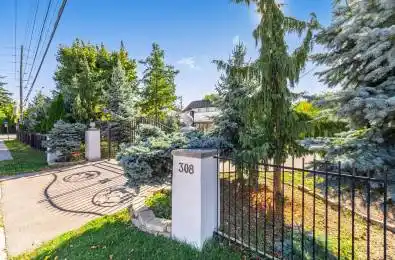 308 Third Line Oakville Ontario L6L 4A4