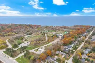 898 Parkland Ave Avenue Mississauga Ontario L5H 3H1