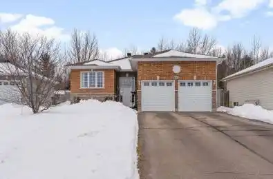 669 Fairview Avenue Laurentian Valley Ontario K8A 8N4